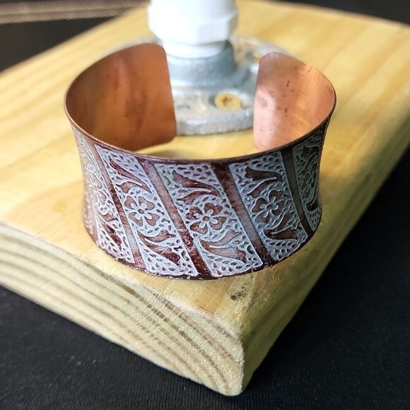 COPPER CUFFS - Picture 2 of 12